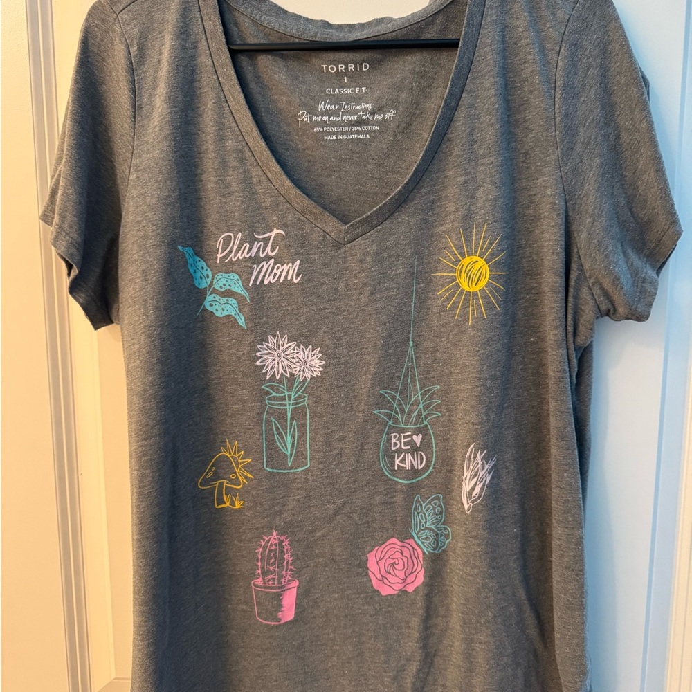 Torrid Gray V-Neck Tee with Colorful Plant Graphics